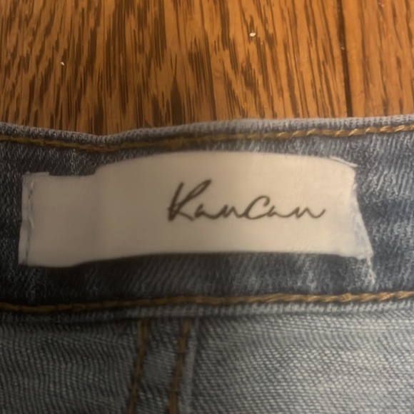 Kancan Kan Can Distressed Denim Shorts Raw Hem Zip Closure Size Small - Picture 4 of 6